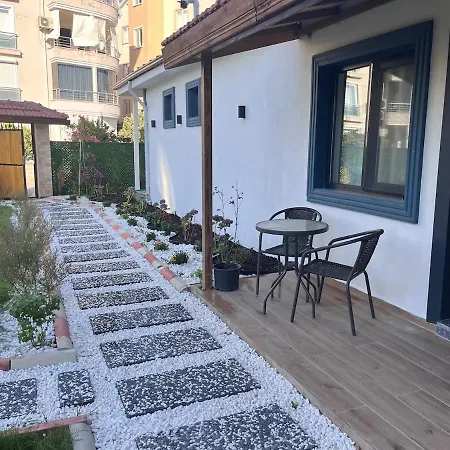 Cozy Life In Heart Of 度假居 *
